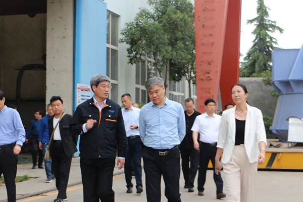 新鄉市委副書記王新軍蒞臨長城公司調研指導 新鄉市委副書記王新軍蒞臨長城公司調研指導